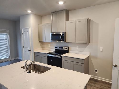 229 Hazel Ln, Lebanon, TN, 37087-5341 | Card Image