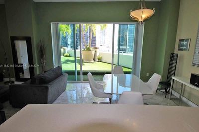 802 - 1250 S Miami Ave, Condo with 2 bedrooms, 2 bathrooms and null parking in Miami FL | Image 1