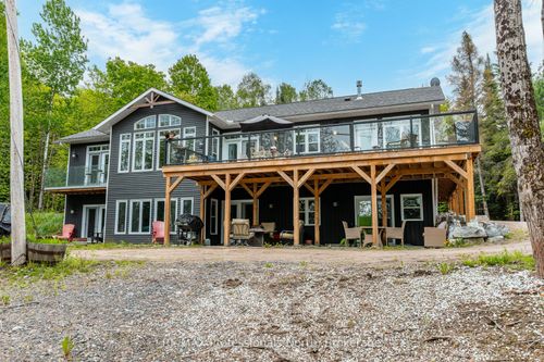 1167 Eagle Lake Rd, West Guilford, ON, K0M1S0 | Card Image