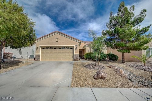7460 Chaffinch St, North Las Vegas, NV, 89084-3789 | Card Image