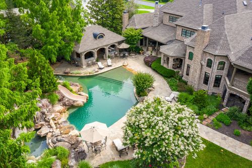 55 Governors Way, Brentwood, TN, 37027-8926 | Card Image