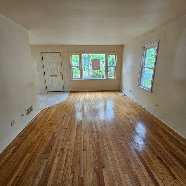 237 Pine St, House other with 2 bedrooms, 1 bathrooms and 1 parking in Villa Park IL | Image 6