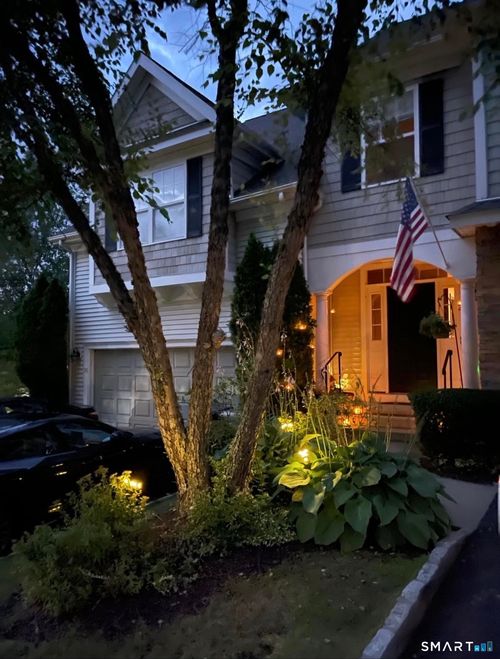 28-28 Woodcrest Ln, Danbury, CT, 06810-7143 | Card Image