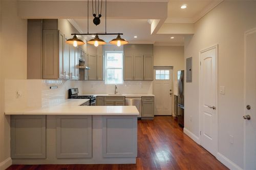 2-526 E 148 Street, New York, NY, 10455 | Card Image