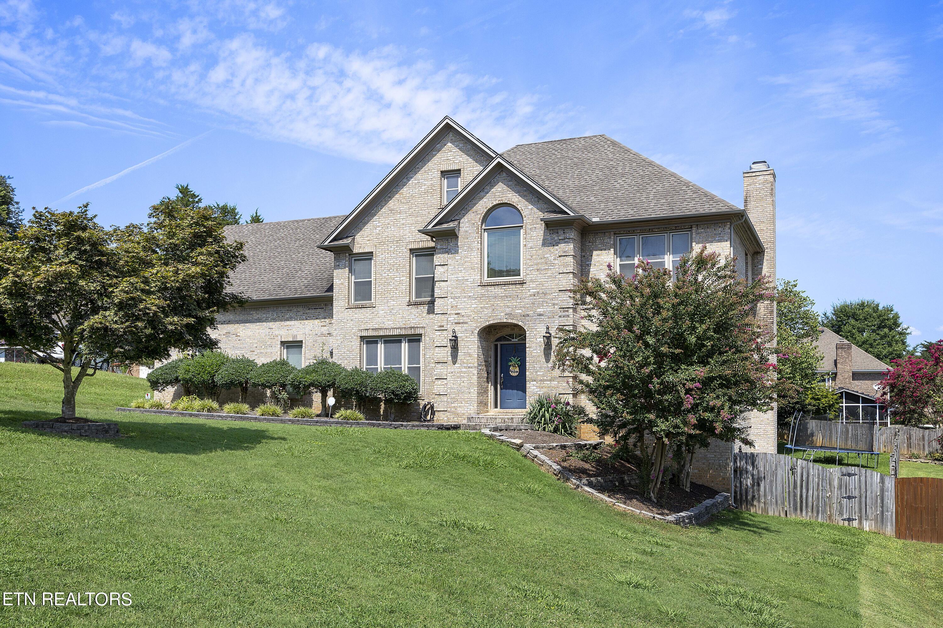 Harper Pl, Knoxville, TN 37922