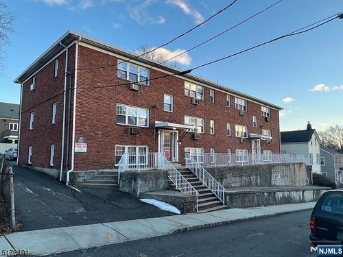 26 Clinton St, Belleville, NJ, 07109-2465 | Card Image