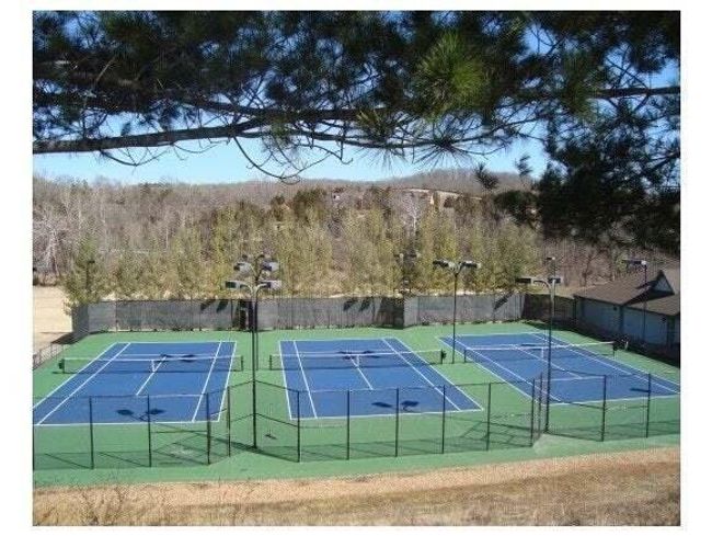 Clubhiuse Tennis Courts | Image 17