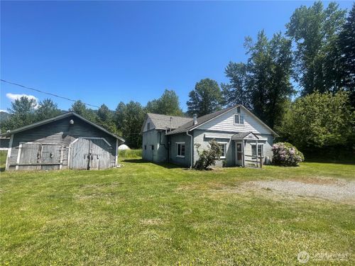 4086 Valley Hwy, Deming, WA, 98244-9218 | Card Image