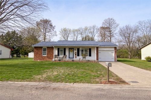 2202 Birch St, Olney, IL, 62450-3327 | Card Image