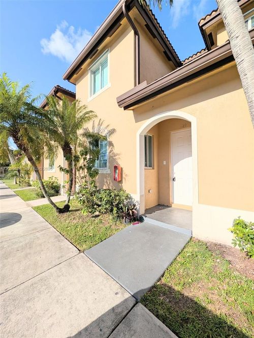 27-12080 Sw 268th St, Homestead, FL, 33032-8169 | Card Image