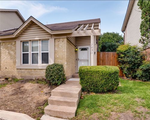 2031 Embassy Way, Carrollton, TX, 75006-1700 | Card Image
