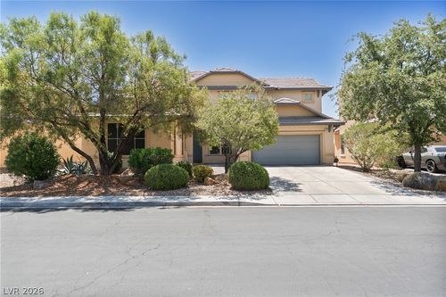 5708 Clarendon Ln, North Las Vegas, NV, 89081-2424 | Card Image