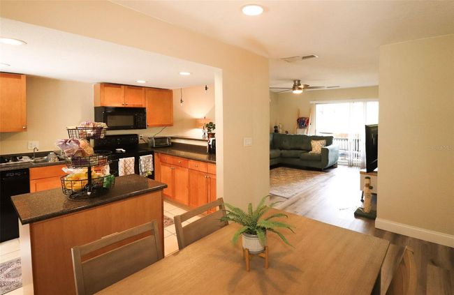 APT-165 - 1810 23 Rd Blvd, Condo with 2 bedrooms, 2 bathrooms and null parking in GAINESVILLE FL | Image 9