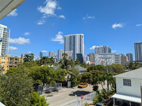 apt-302-498 Sw 2nd St, Miami, FL, 33130-1508 | Card Image