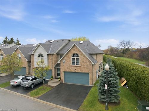 44-3333 New Street, Burlington, ON, L7N1N1 | Card Image