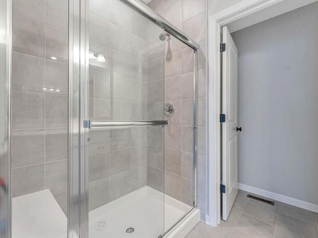 1689 Bookfield Ln, Condo with 3 bedrooms, 3 bathrooms and null parking in Grove City OH | Image 17