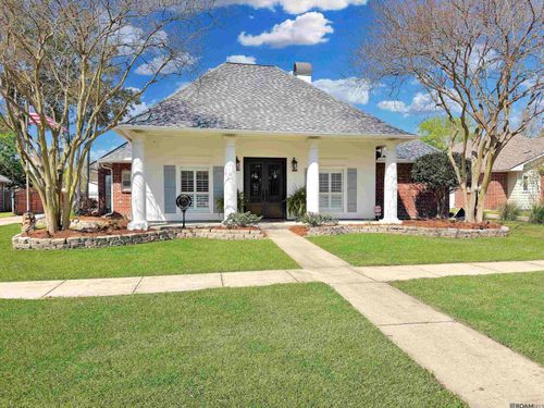 3204 White Lane Dr, Baton Rouge, LA, 70816-3758 | Card Image