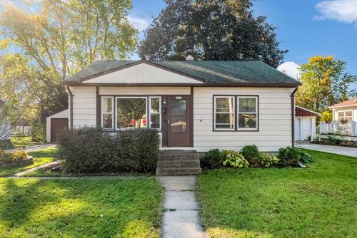 3347 E Denton Avenue, Saint Francis, WI, 53235 | Card Image
