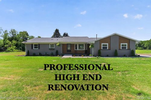 2601 Westwind Dr, Highland, MI, 48357-3419 | Card Image