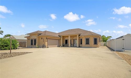 15706 Finistere St, Corpus Christi, TX, 78418-6447 | Card Image