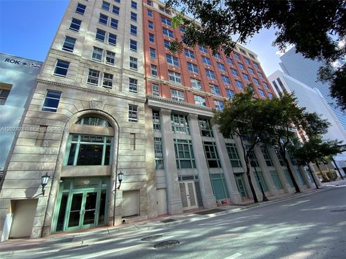 1310-111 E Flagler St, Miami, FL, 33131 | Card Image