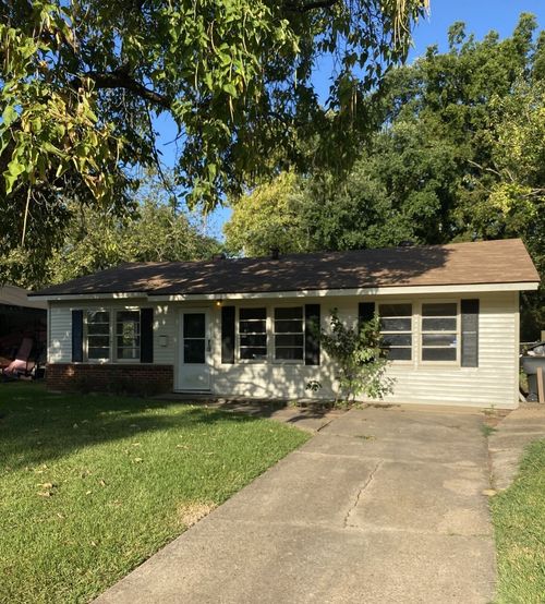 1511 Debra St, Bossier City, LA, 71111-3319 | Card Image