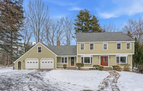7 Concetta Cir, Acton, MA, 01720-5916 | Card Image