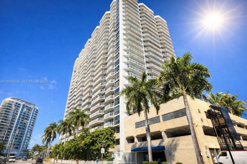 611-7601 E Treasure Dr, North Bay Village, FL, 33141-4339 | Card Image