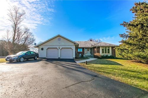 1682 Concession 10 Road, Windham Centre, ON, N0E2A0 | Card Image