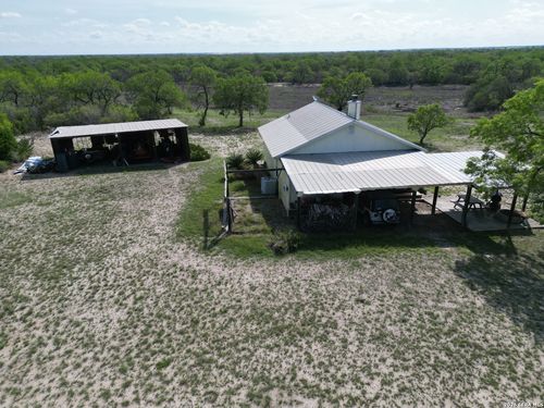 330 County Road 412, Three Rivers, TX, 78071 | Card Image