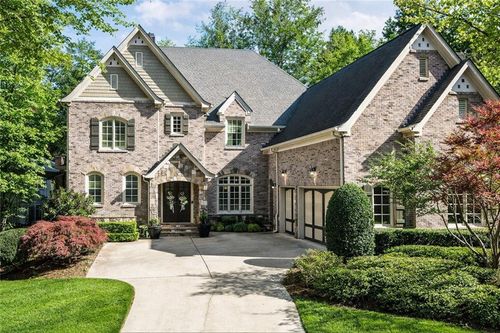 3283 Stratfield Dr Ne, Brookhaven, GA, 30319-2526 | Card Image