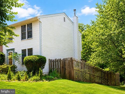 2100 Glenn Spring Ct, Falls Church, VA, 22043-1653 | Card Image