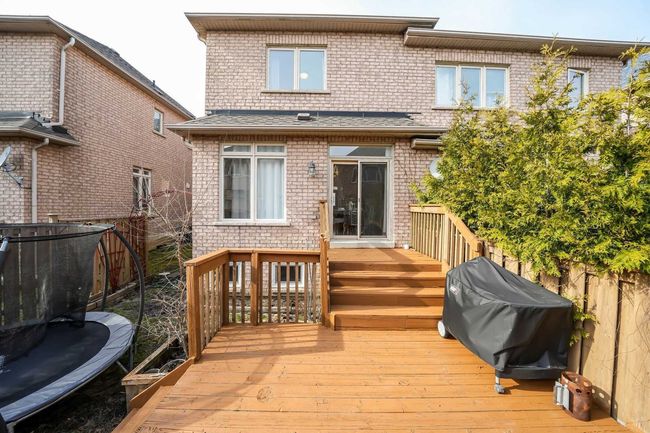 83 Cabernet Rd, House attached with 3 bedrooms, 4 bathrooms and 2 parking in Vaughan ON | Image 30