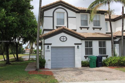 0-11675 Nw 78th Ln, Doral, FL, 33178-1365 | Card Image
