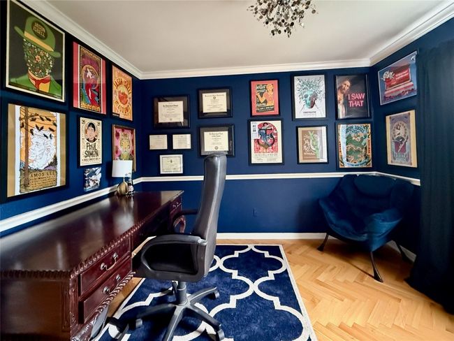 Office area with crown molding and baseboards | Image 25