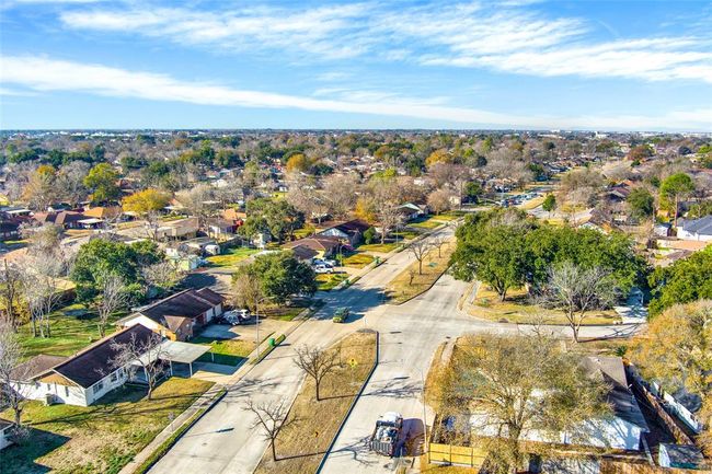506 Edgebrook Dr, House other with 4 bedrooms, 2 bathrooms and null parking in Houston TX | Image 21
