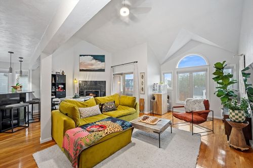 unit-c-116 Burkhall St, Weymouth, MA, 02190-3543 | Card Image