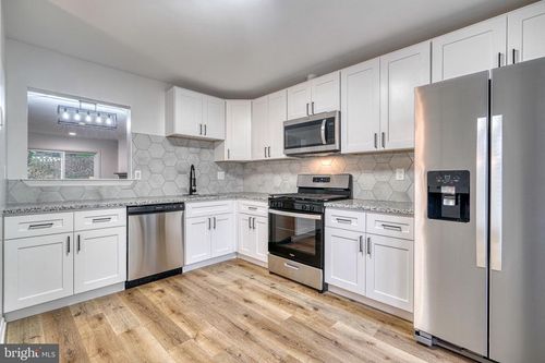 7233 Brookfalls Ter, BALTIMORE, MD, 21209-1646 | Card Image