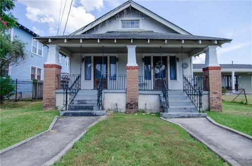 5819 Catina St, New Orleans, LA, 70124-1905 | Card Image