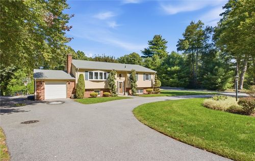 861 Greenville Avenue, Johnston, RI, 02919 | Card Image