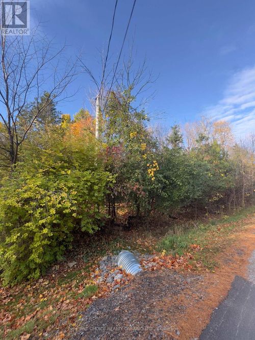 2889 Barlow Cres, Dunrobin, ON, K0A1T0 | Card Image