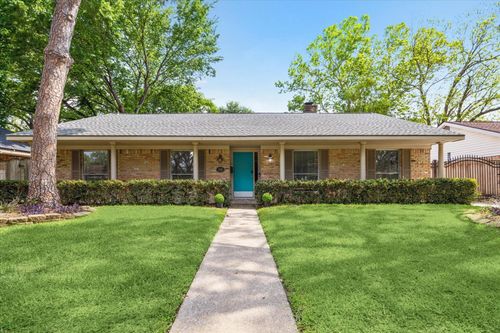 5939 Rutherglenn Dr, Houston, TX, 77096-3847 | Card Image