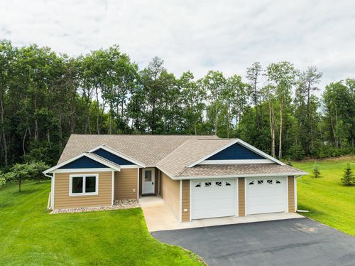 725 Cattail Trl, Menahga, MN, 56464-4301 | Card Image