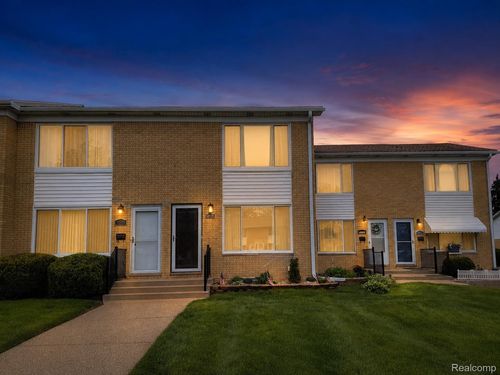 50126 Helfer, Wixom, MI, 48393 | Card Image