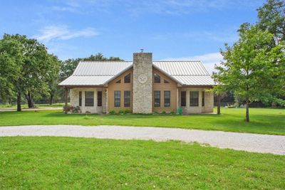 761 Rogers Hill Spur, Home with 2 bedrooms, 2 bathrooms and null parking in Waco TX | Image 2