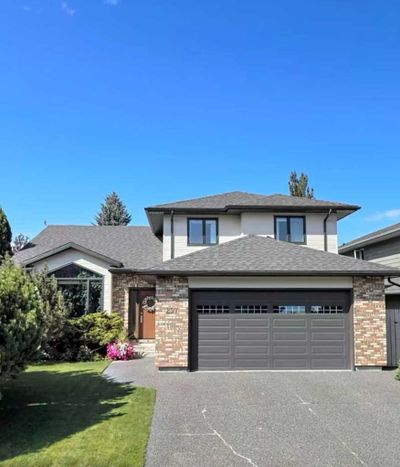 297 Coachwood Pt W, House detached with 4 bedrooms, 3 bathrooms and 4 parking in Lethbridge AB | Image 1