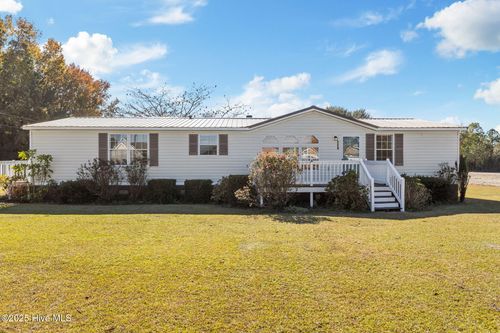 758 Wetherington Landing Rd, Stella, NC, 28582-9761 | Card Image