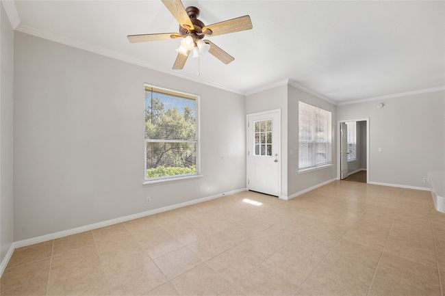 5709 Hudson Bend Rd, House other with 4 bedrooms, 2 bathrooms and 4 parking in Austin TX | Image 9