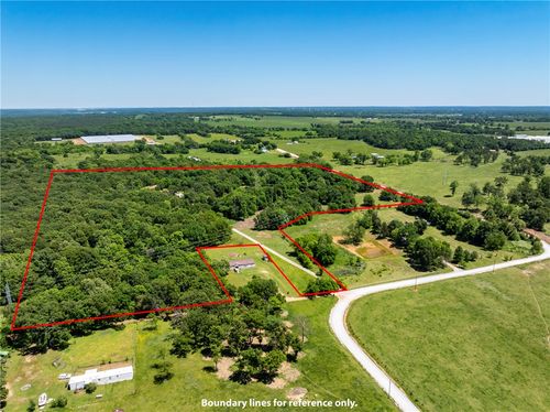 21222 W Big Springs Rd, Gravette, AR, 72736-9073 | Card Image
