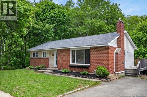 132 Topcliffe Cres, Fredericton, NB, E3B4P9 | Card Image